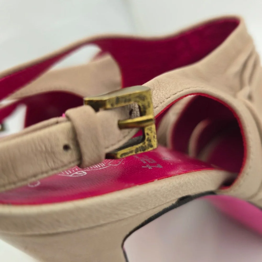 Creazioni Taccetti Beige Ruched Leather Peep‎ Toe Slingback Heels 38/7.5 Italian